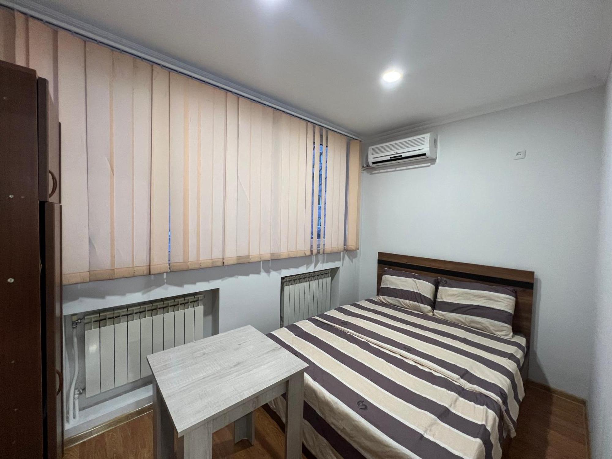 Hotel Pushkiin Erevan Esterno foto