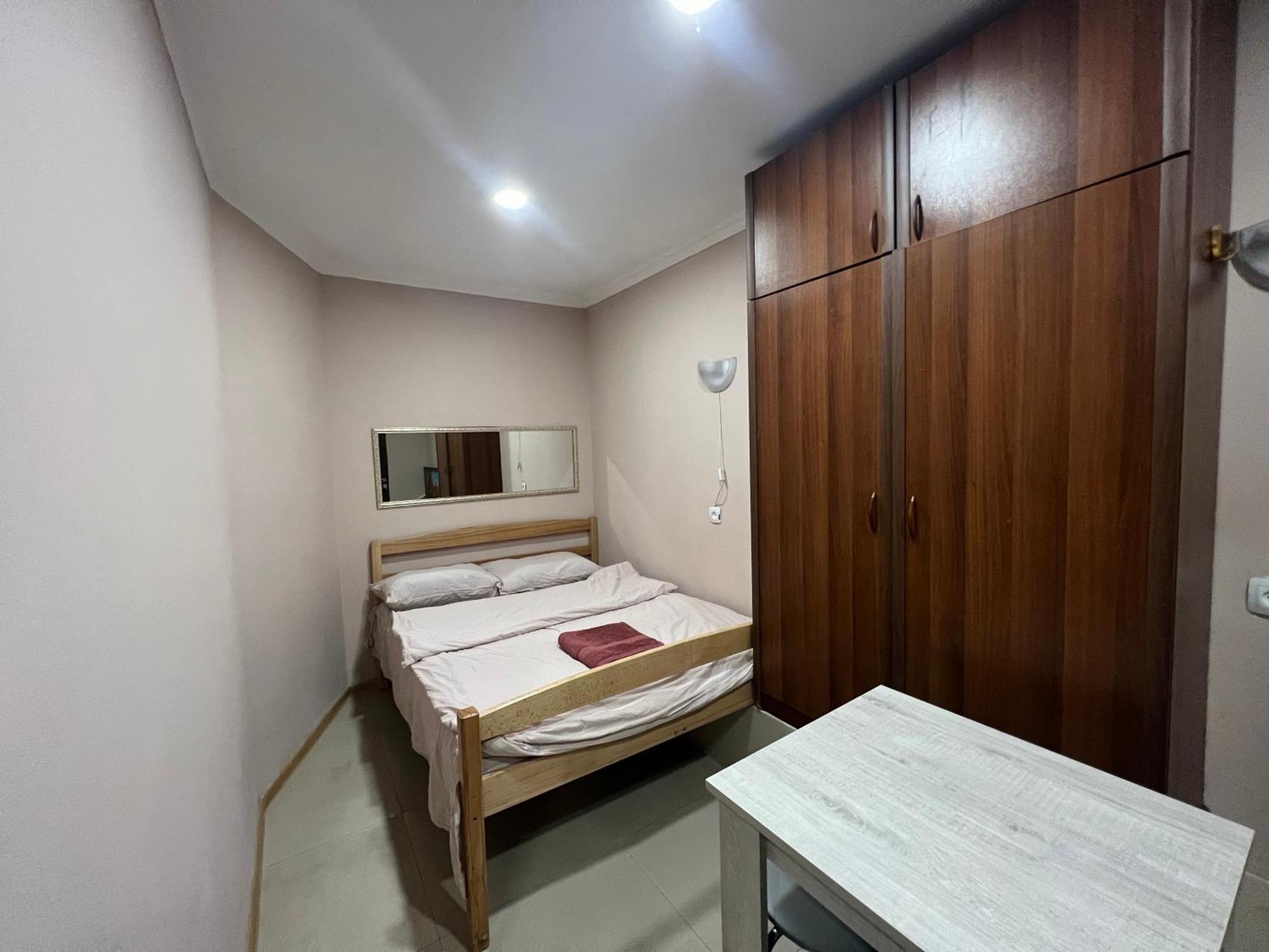 Hotel Pushkiin Erevan Esterno foto